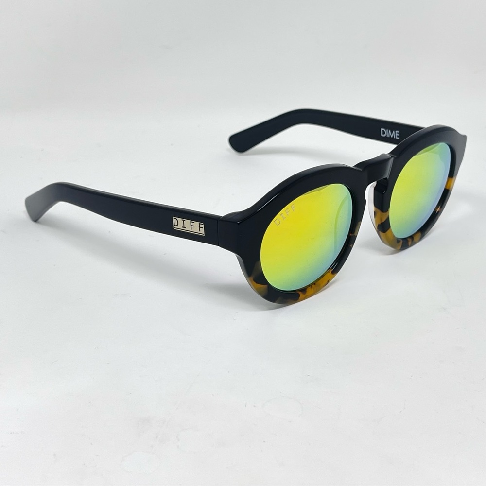 Diff Eyewear Sunglasses Dime Shiny Fire Gold Lens… - image 1